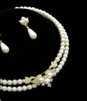  6mm-7mm teardrop faux pearl genuine crystals