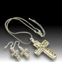 Two tone hammered silver and gold cross 2.5in drop 17in chain 40mm cross