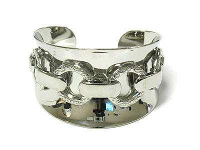Wide layer cuff Rhodium $25