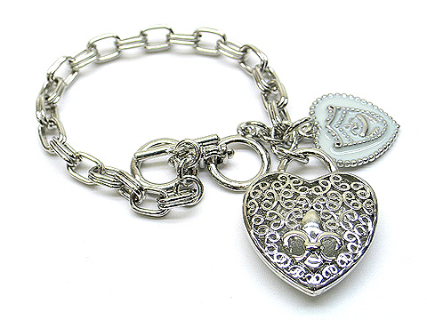 Fleur De Lis 8 inch long toggle european design 3d heart $30