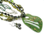 Olivine and gold 20 inch 3 strand 3 inch drop with earrings