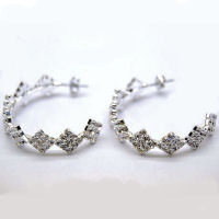 Austrian crystal and rhinestone  stunning1.5 inch earring