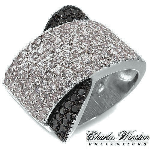Pure simple extreme beauty in this ring 2.91ctw CZ and Onyx in Solid .925 Sterling Silver 13.8g
